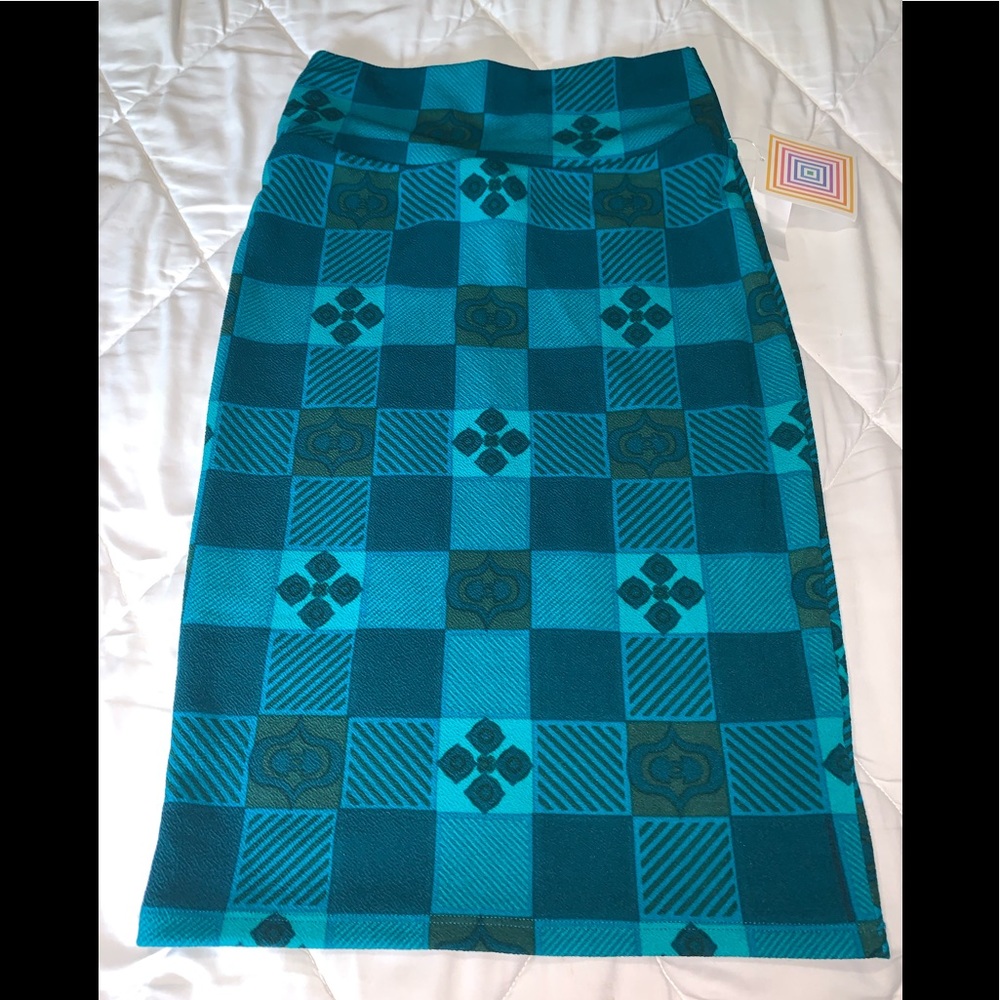 Lularoe Cassie skirt